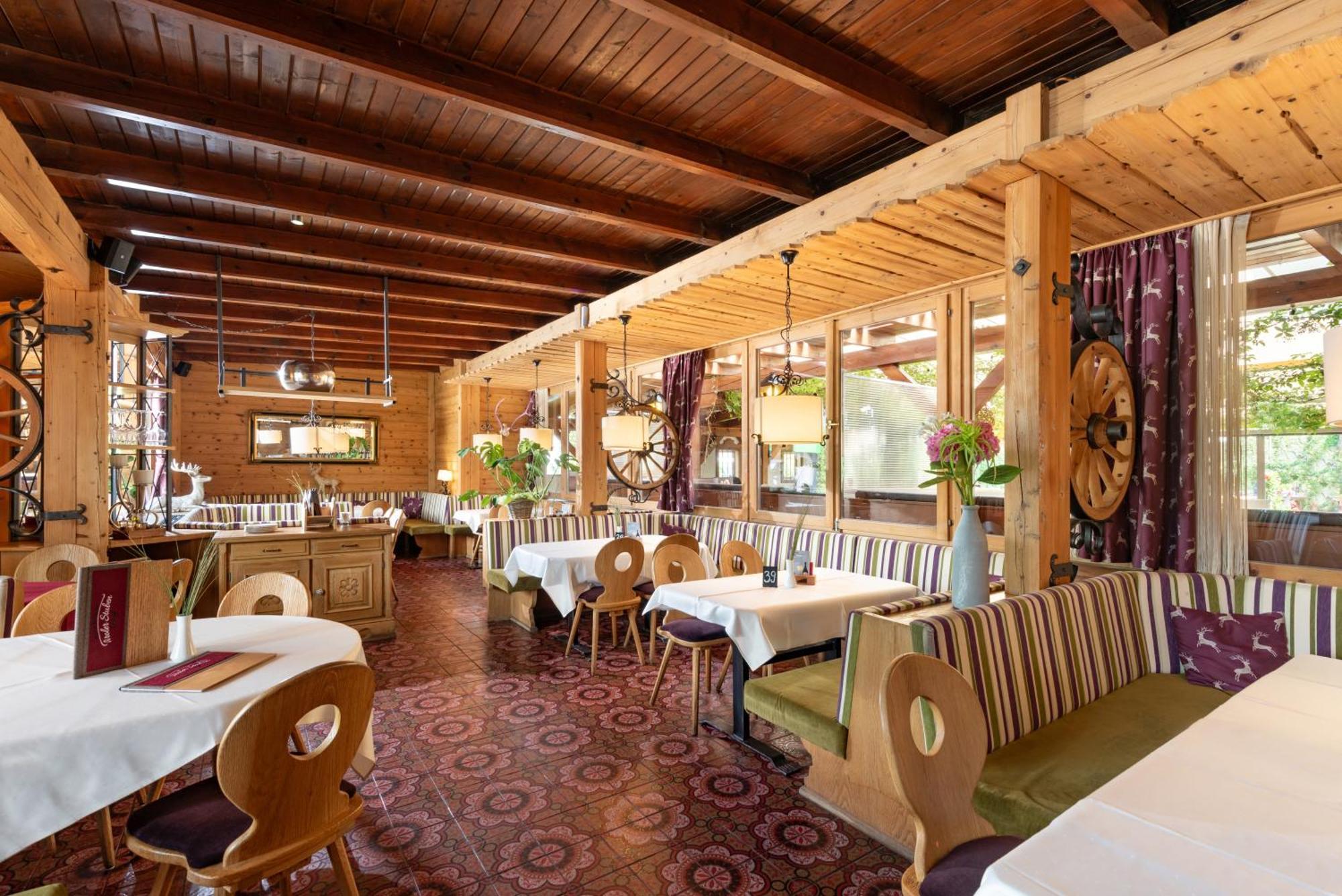 Hotel Tiroler Stuben Вергль Экстерьер фото